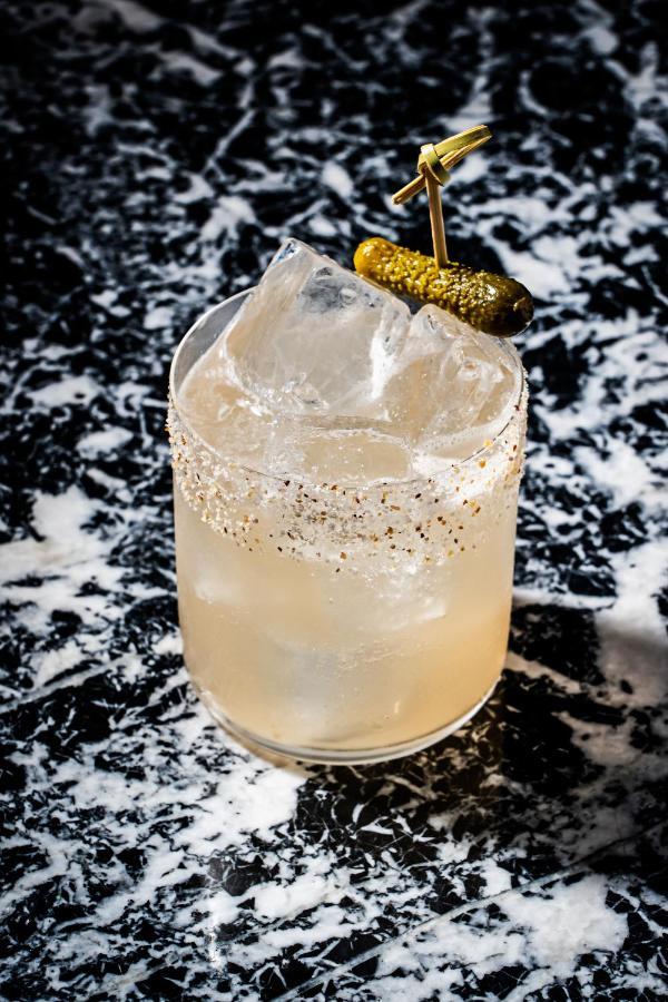 Riggs Washington Dc Hotel Luaran gambar A Paloma cocktail
