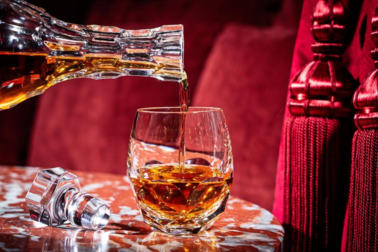 Riggs Washington Dc Hotel Luaran gambar A glass of cognac